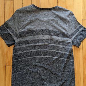 Men's Seamless T-Shirt